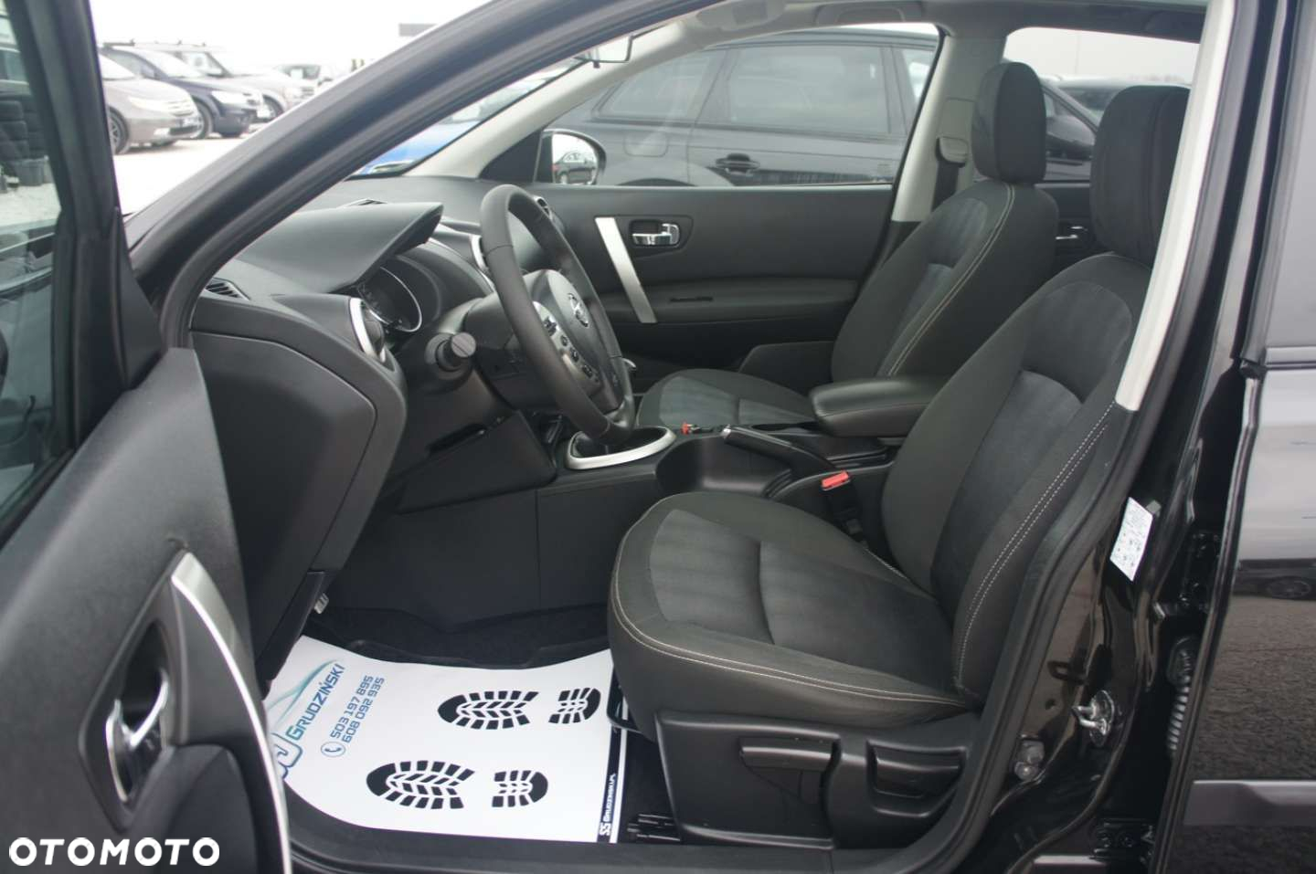 Nissan Qashqai - 12