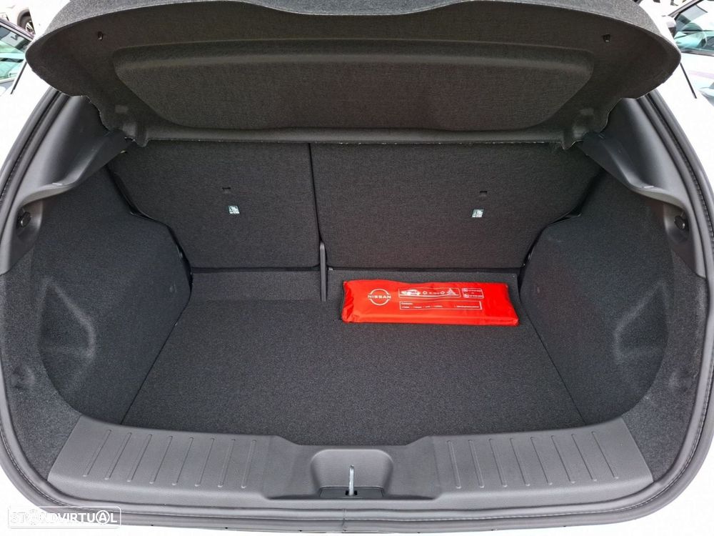 Nissan Juke 1.0 DIG-T Acenta+ DCT - 25