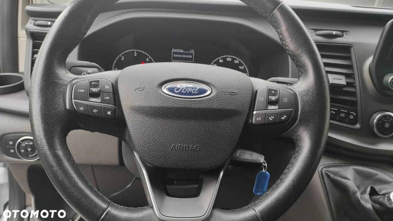 Ford Transit Custom - 8