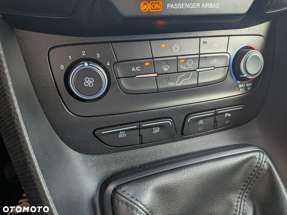 Ford Transit Connect - 21
