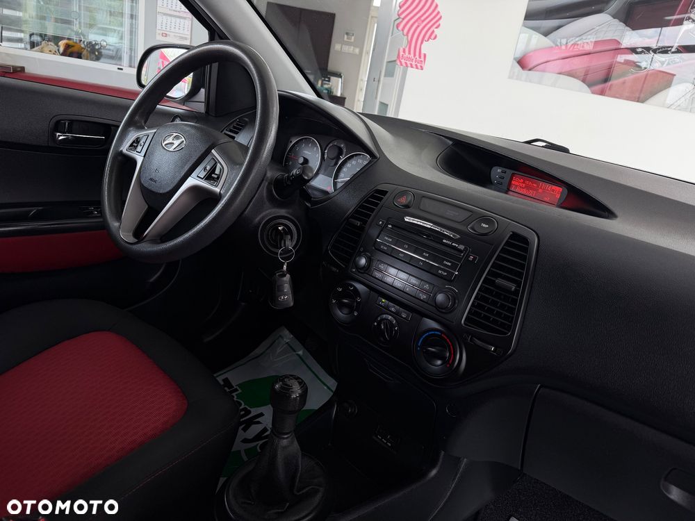 Hyundai i20 1.2 Classic + - 31