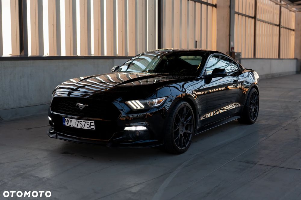 Ford Mustang 2.3 EcoBoost - 3