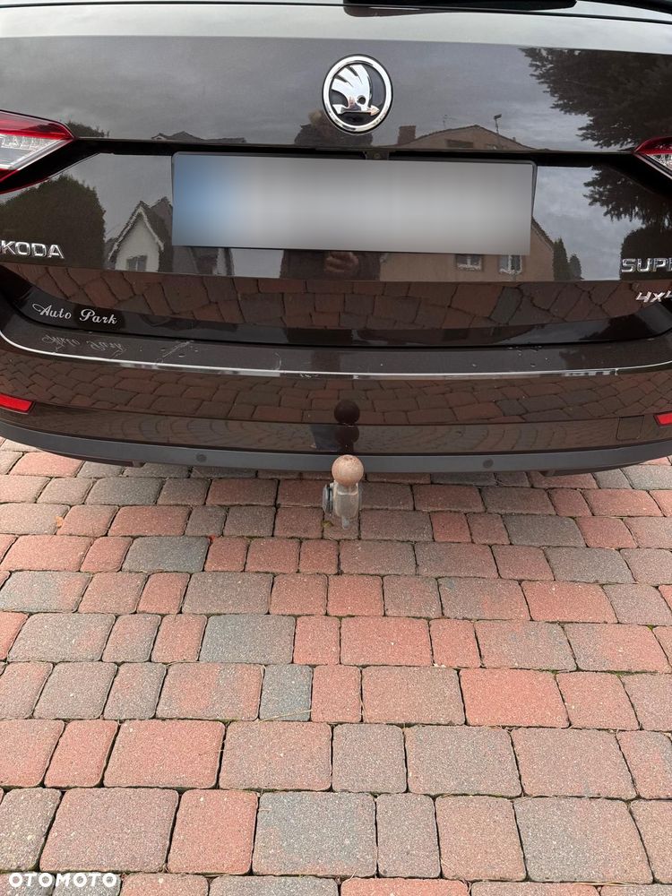 Skoda Superb 2.0 TDI 4x4 L&K DSG - 7