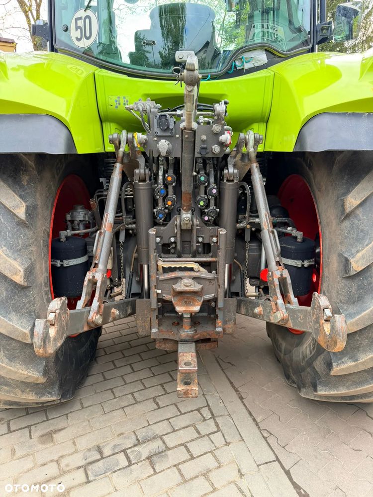Claas Arion 640 - 25
