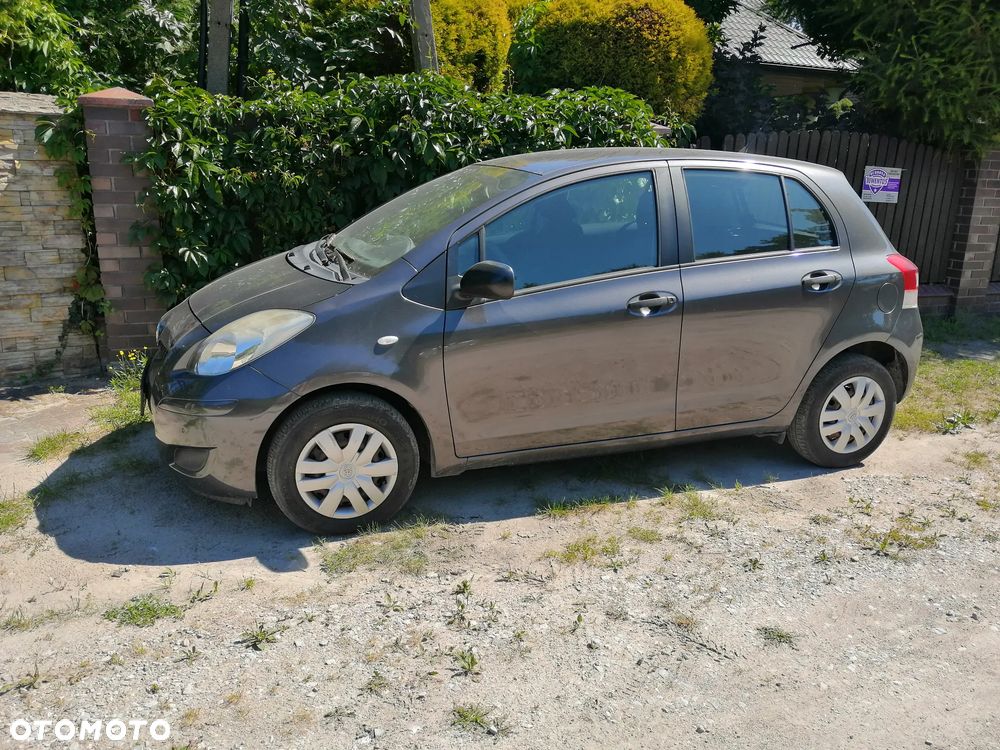 Toyota Yaris 1.0 Active - 1