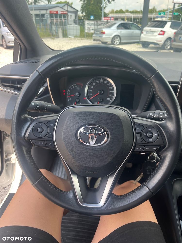 Toyota Corolla - 5
