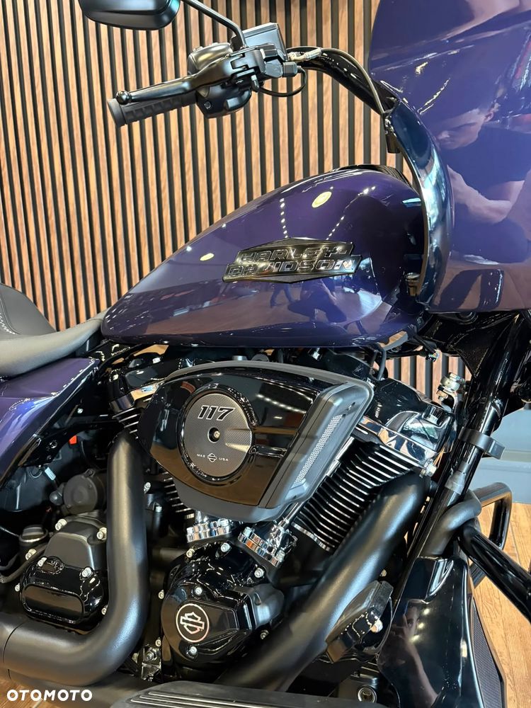 Harley-Davidson Touring Road Glide - 10