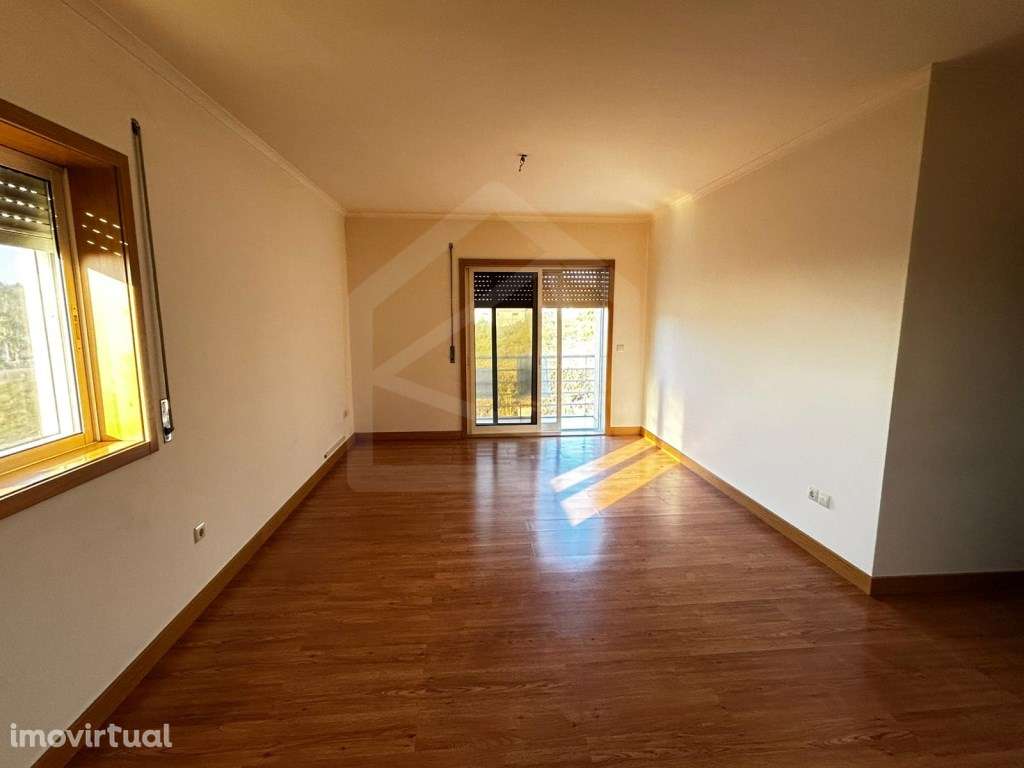 Apartamento T2 em Sanfins - Grande imagem: 5/18