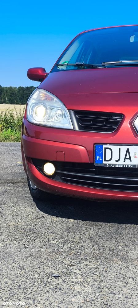 Renault Scenic - 16
