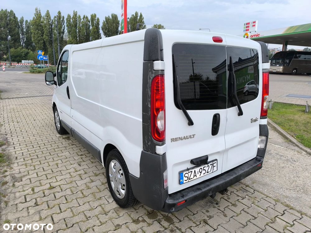 Renault Trafic - 9