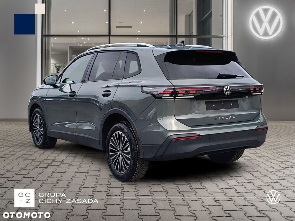 Volkswagen Tiguan - 7