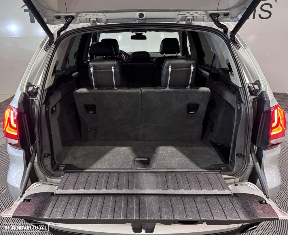 BMW X5 25 d sDrive Comfort 7L - 9