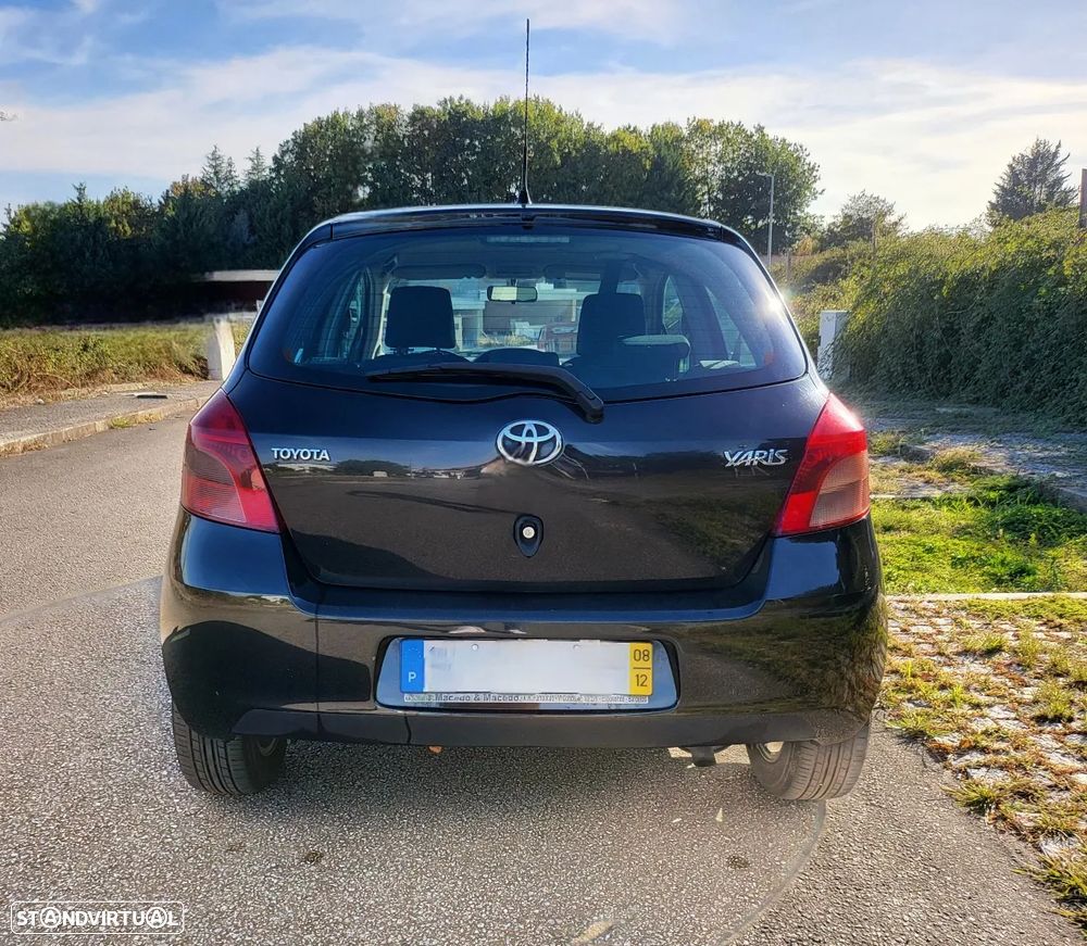 Toyota Yaris 1.4 D-4D Sport - 6