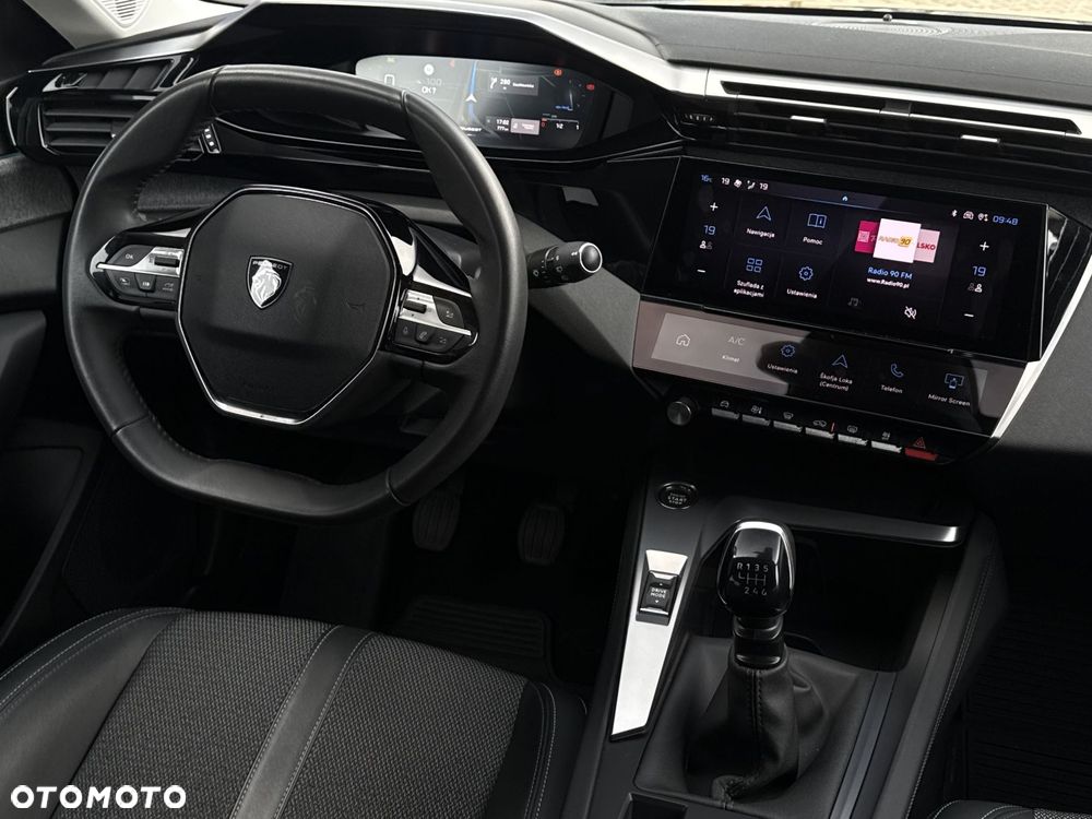 Peugeot 308 1.2 PureTech Allure S&S - 17