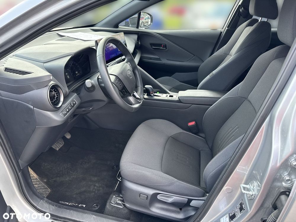 Toyota C-HR - 9