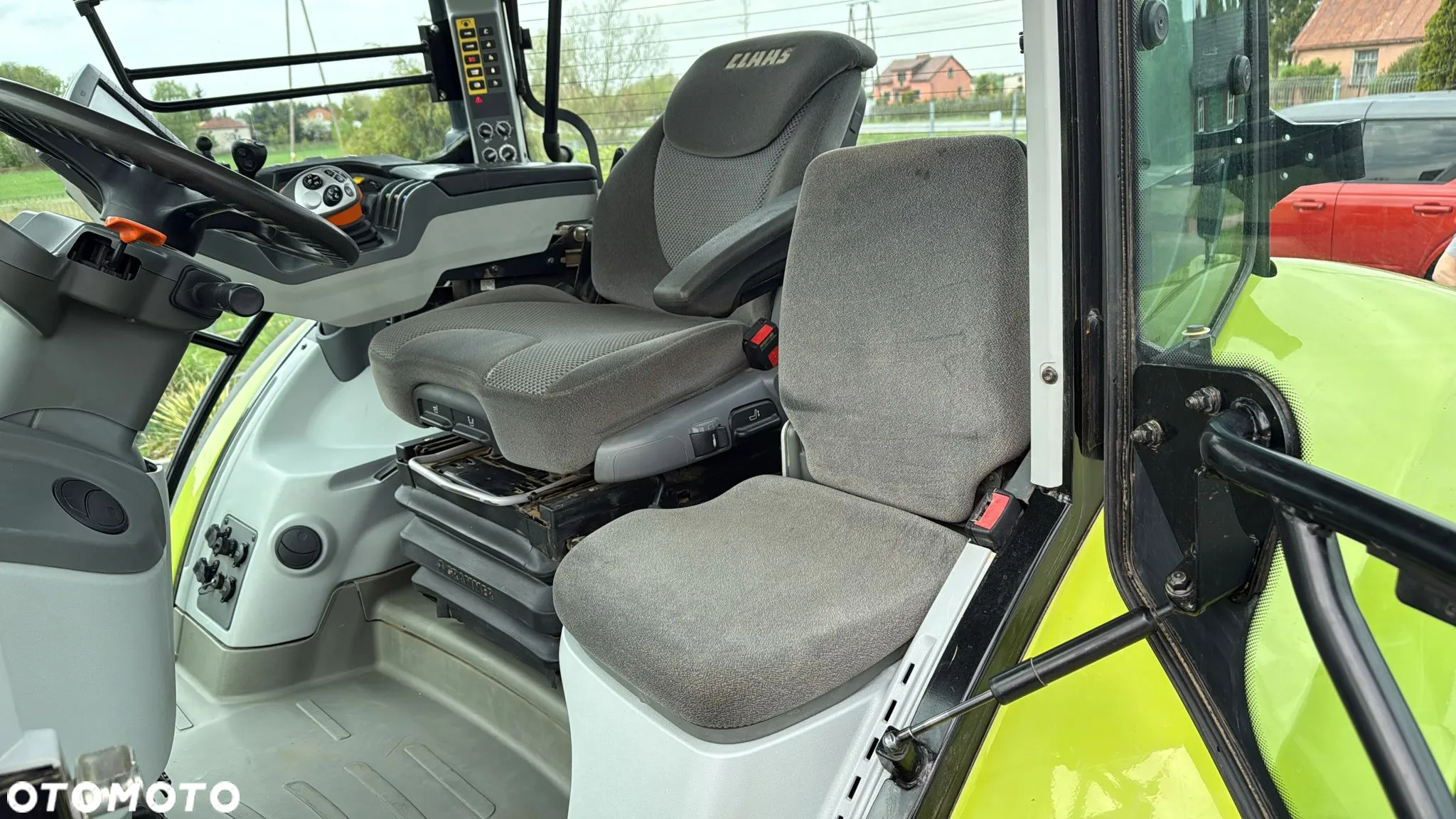 Claas ARION 650 CEBIS Hexashift - 6