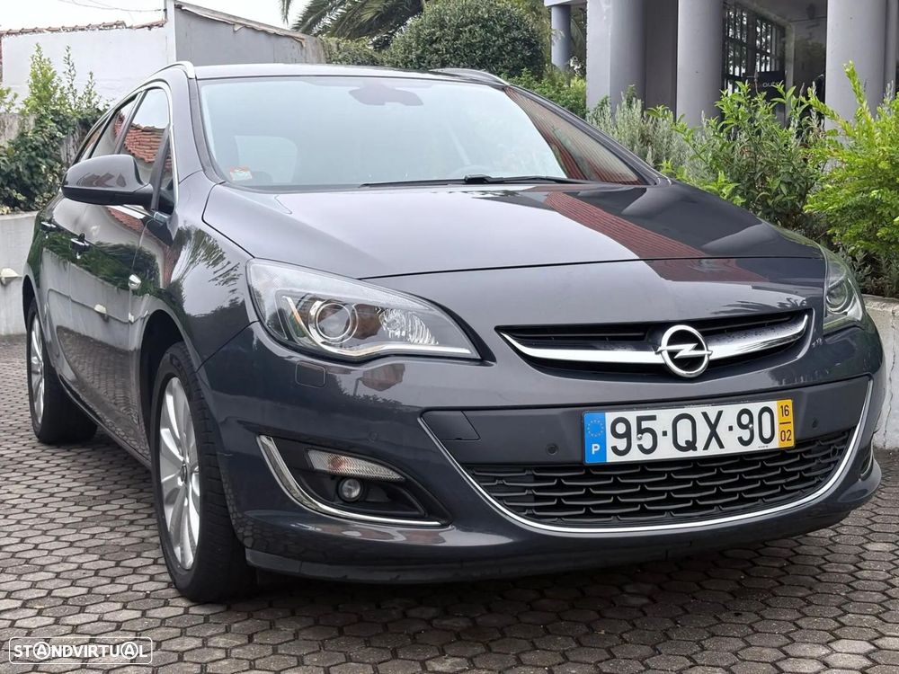Opel Astra Sports Tourer 1.6 CDTi Executive S/S - 10