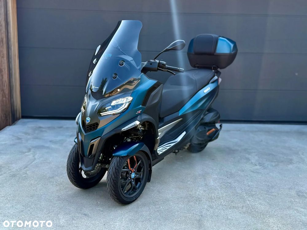 Piaggio MP-3 - 1