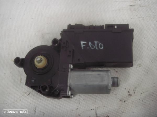 Motor De Elevador Fr Dta Audi A4 (8Ec, B7) - 1