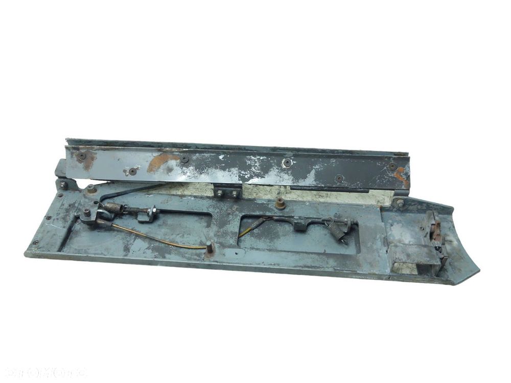 Zamiatarka Tennant M20 Osłona Pokrywa Lewa Dolna 1023314 - 3