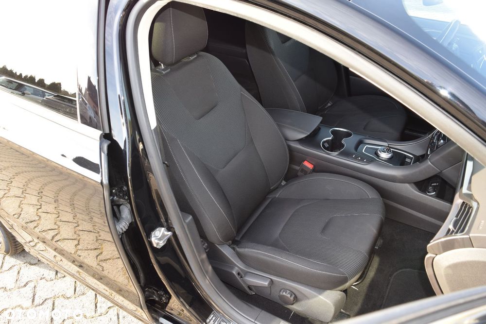 Ford Mondeo 2.0 EcoBlue Titanium - 22