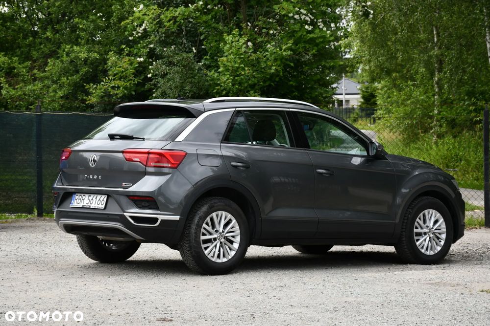 Volkswagen T-Roc - 18