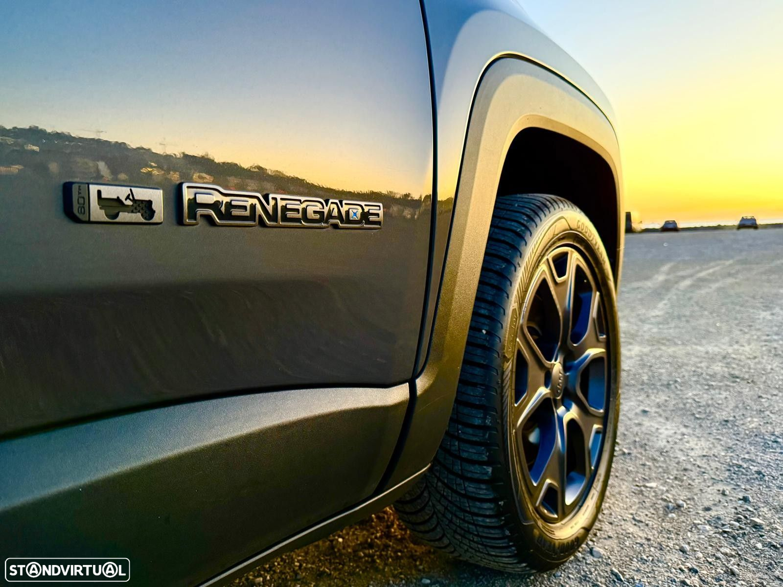 Jeep Renegade - 8