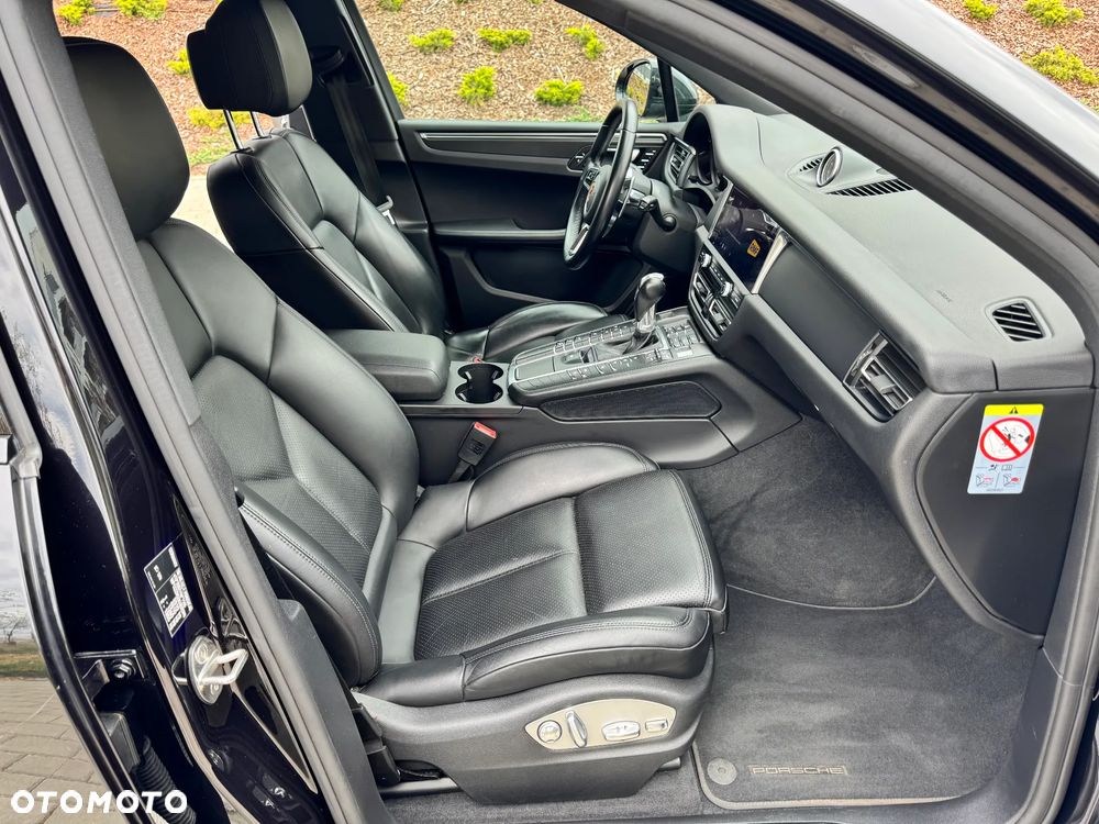 Porsche Macan - 13