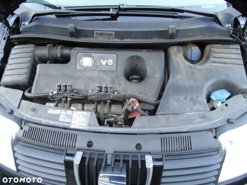 Seat Alhambra 2.8 VR6 Sport 4x4 - 15