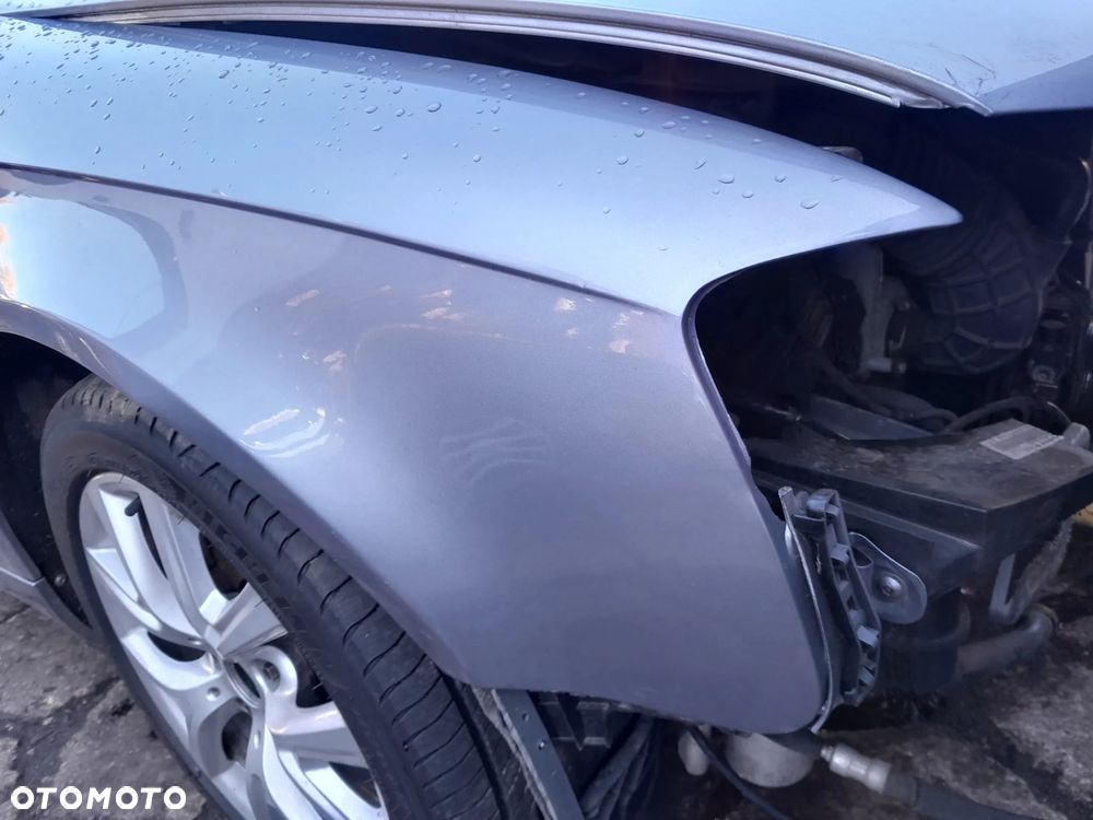 Błotnik przedni prawy AUDI A4 B7 04-07r. LY7H - 5