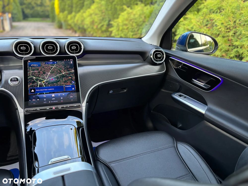 Mercedes-Benz GLC 220 d 4Matic 9G-TRONIC Avantgarde Advanced - 24