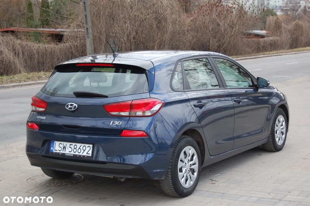 Hyundai i30 1.4 Passion Plus - 13