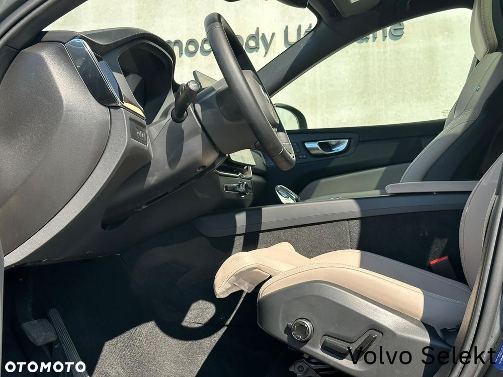 Volvo XC 60 - 24
