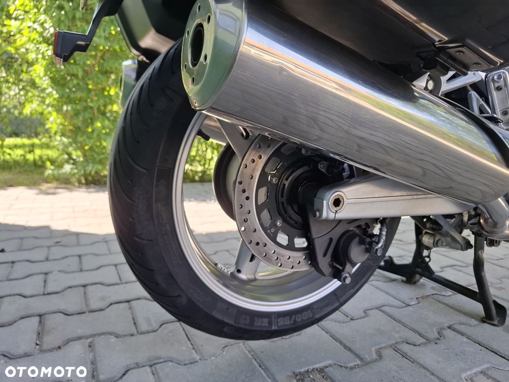 Yamaha FJR - 22