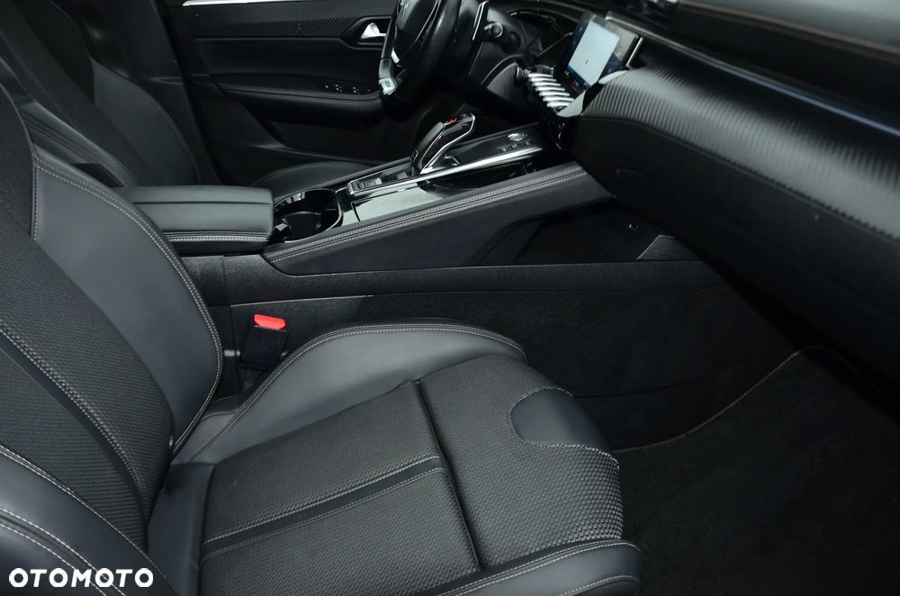 Peugeot 508 BlueHDi 130 EAT8 GT - 26
