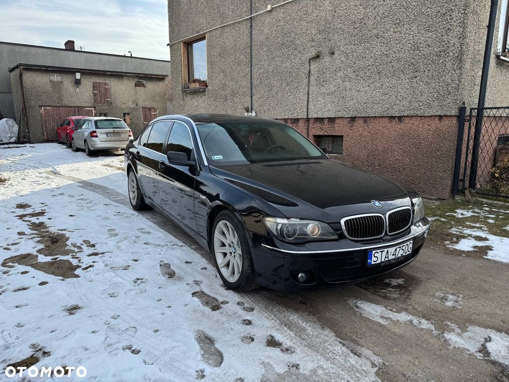 BMW Seria 7 750i L - 6