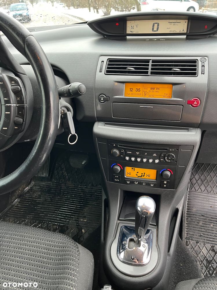 Citroën C4 e-HDi 110 EGS6 Stop/Start System Exclusive - 11