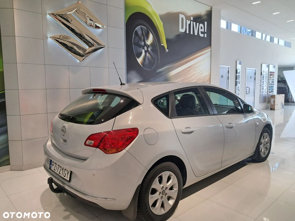 Opel Astra 1.6 Enjoy - 4