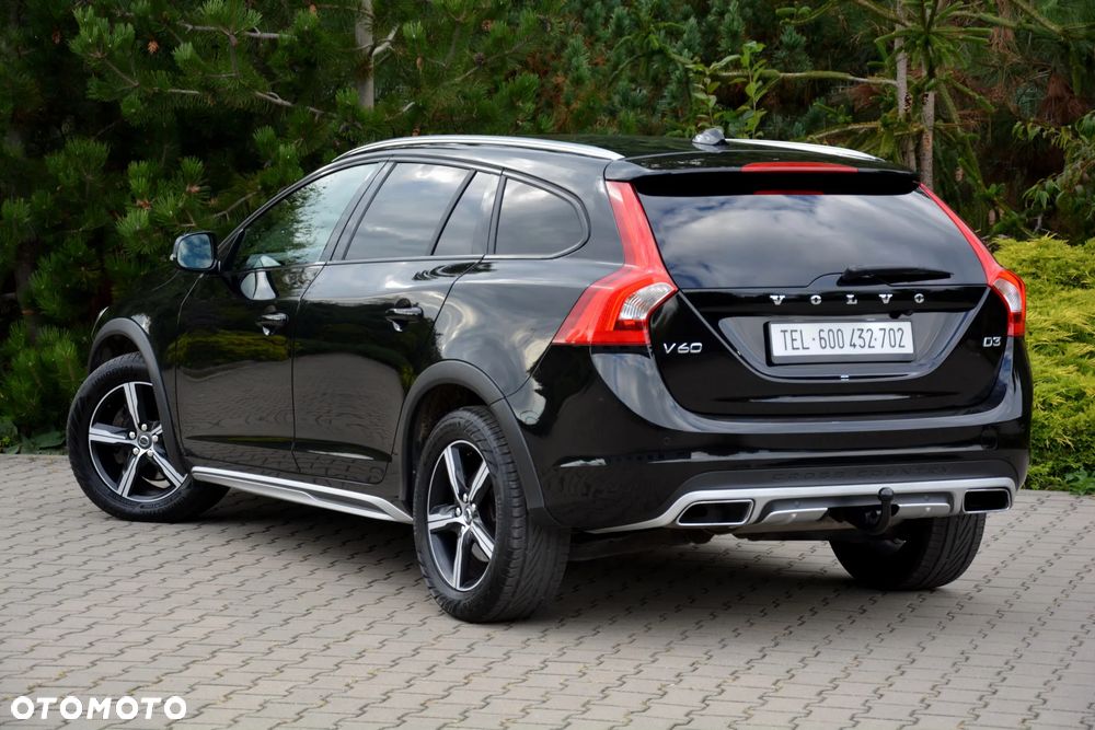 Volvo V60 Cross Country D3 Summum - 36