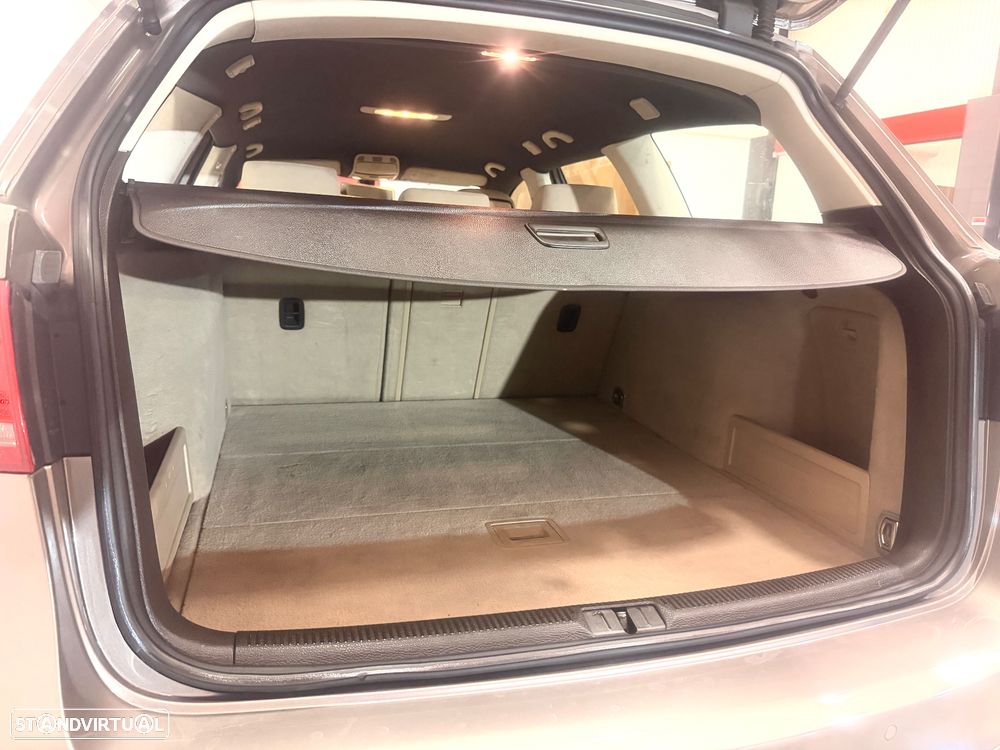 VW Passat Variant 1.6 TDI BlueMotion - 10