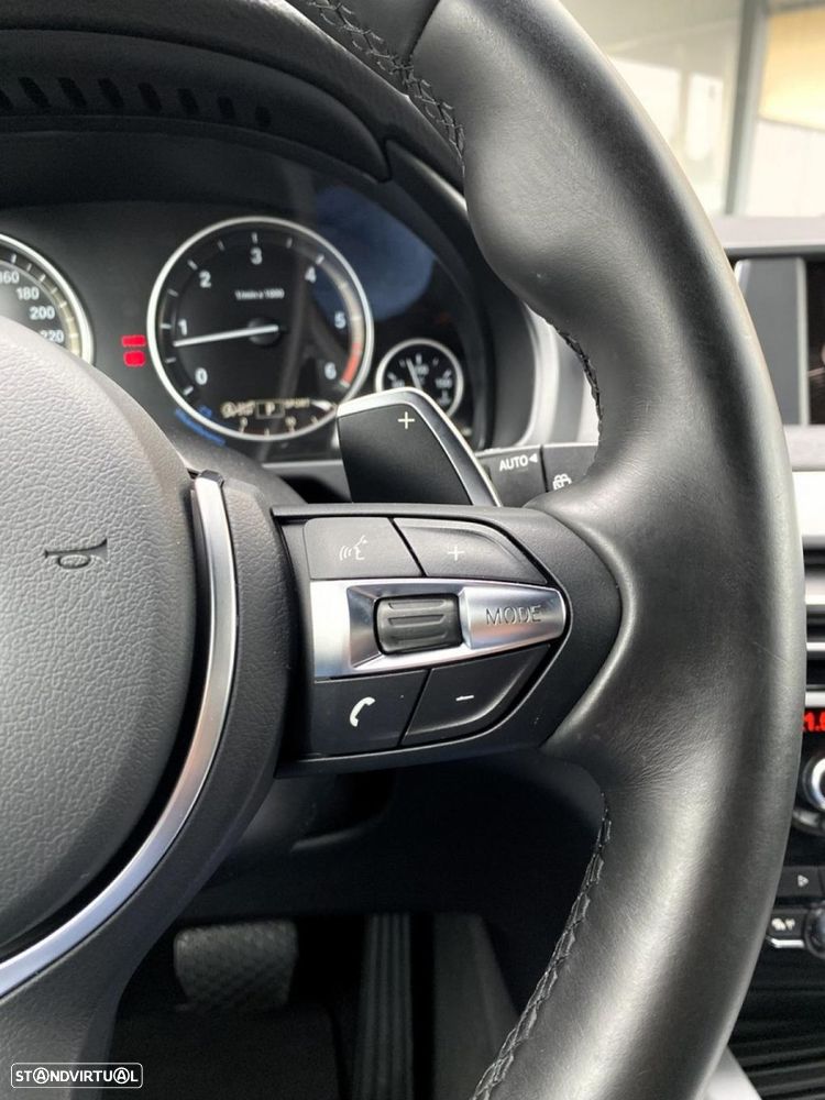 BMW X5 30 d xDrive Pack M - 18