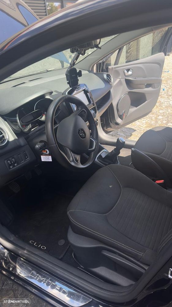 Renault Clio Break ver-1-5-dci-limited - 9