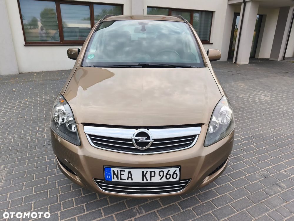 Opel Zafira 1.8 Family Plus - 2