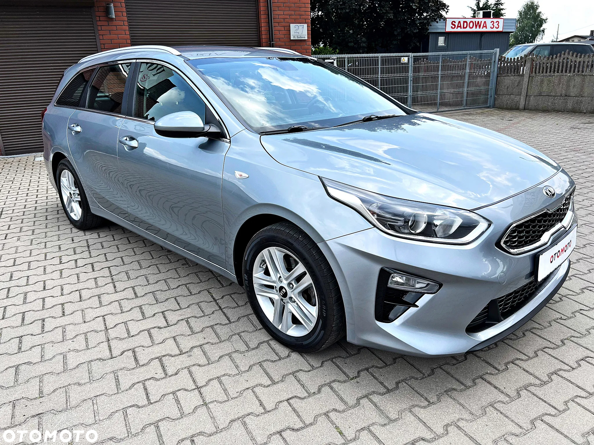 Kia Ceed 1.6 CRDi DCT Spirit - 2