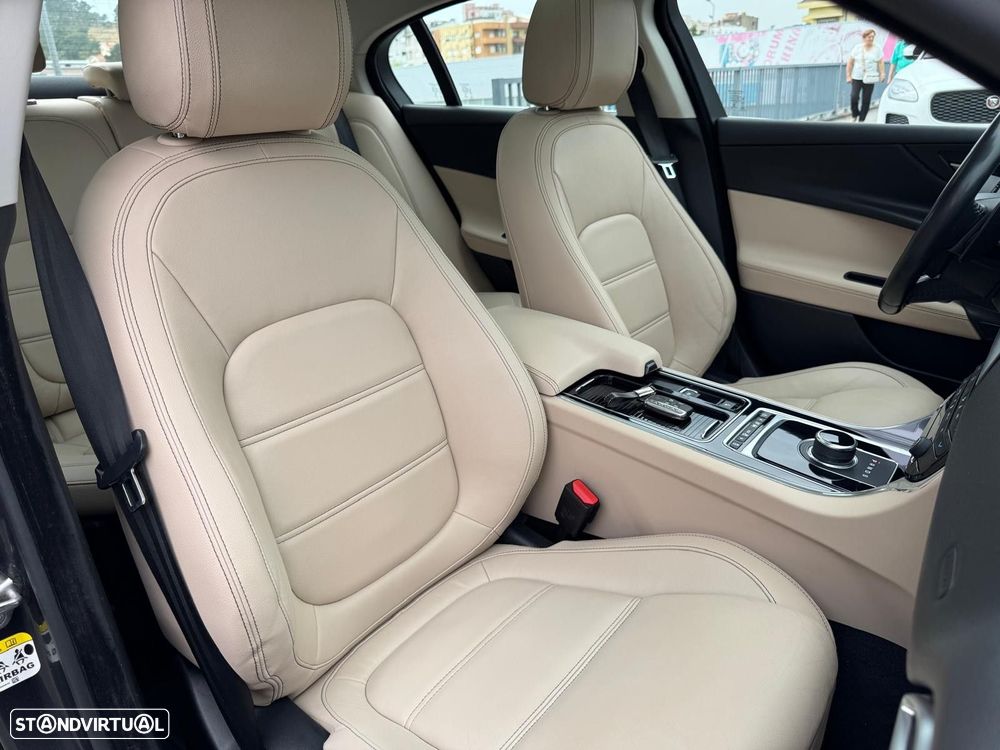 Jaguar XE 2.0 D R-Sport Aut. - 16