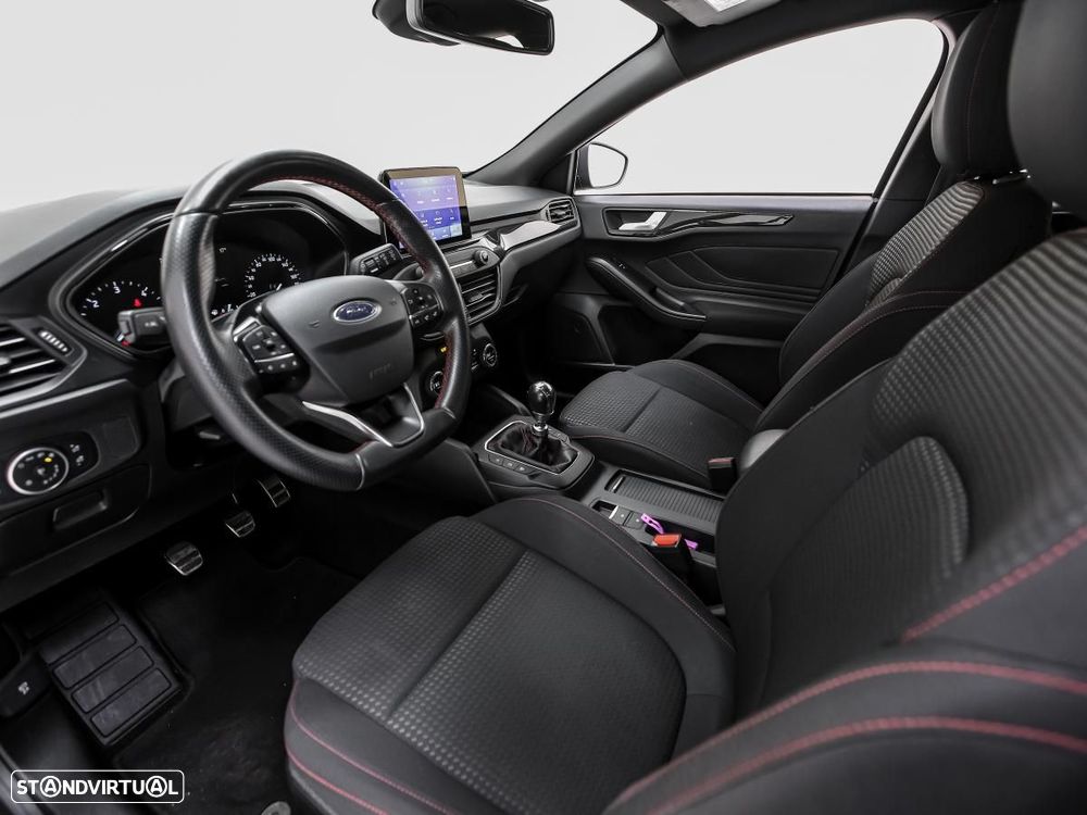 Ford Focus 1.5 TDCi EcoBlue ST-Line - 7