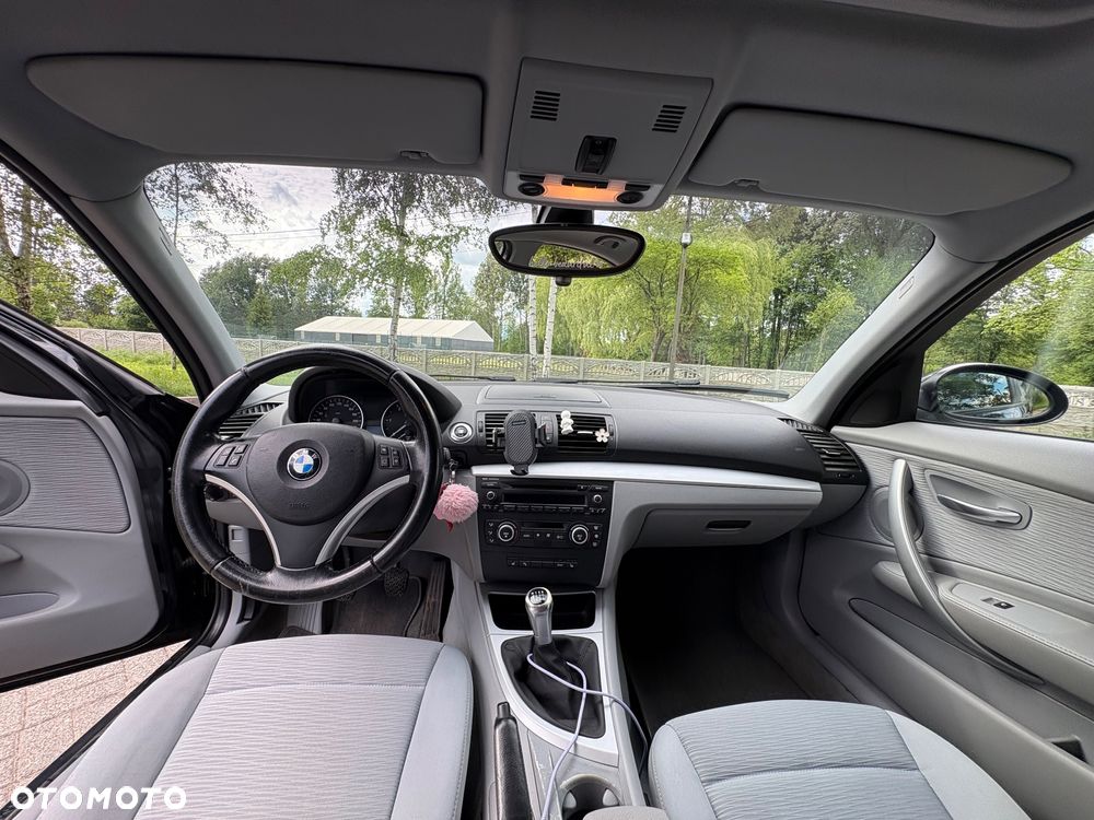 BMW Seria 1 118d - 8