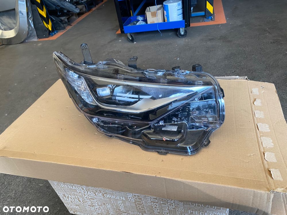 TOYOTA AURIS 2 II lift E18 FULL LED LAMPA PRZEDNIA PRAWA REFLEKTOR PRZEDNI PRAWY PRZÓD EUROPA 81110-02K60 - 3
