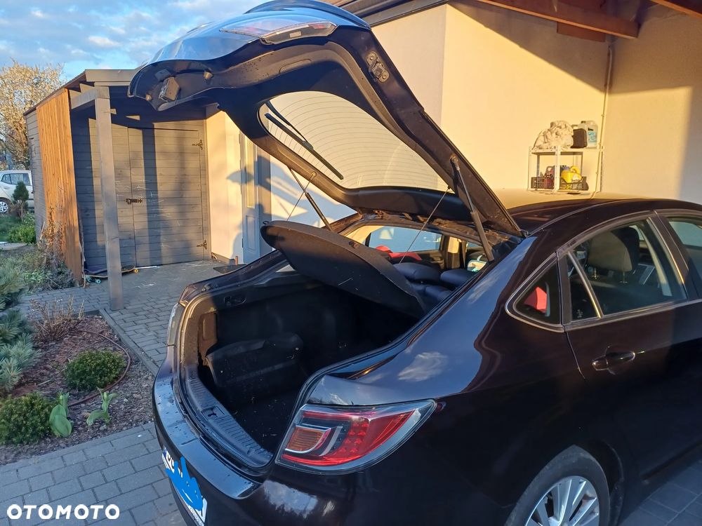 Mazda 6 2.0 Exclusive - 9