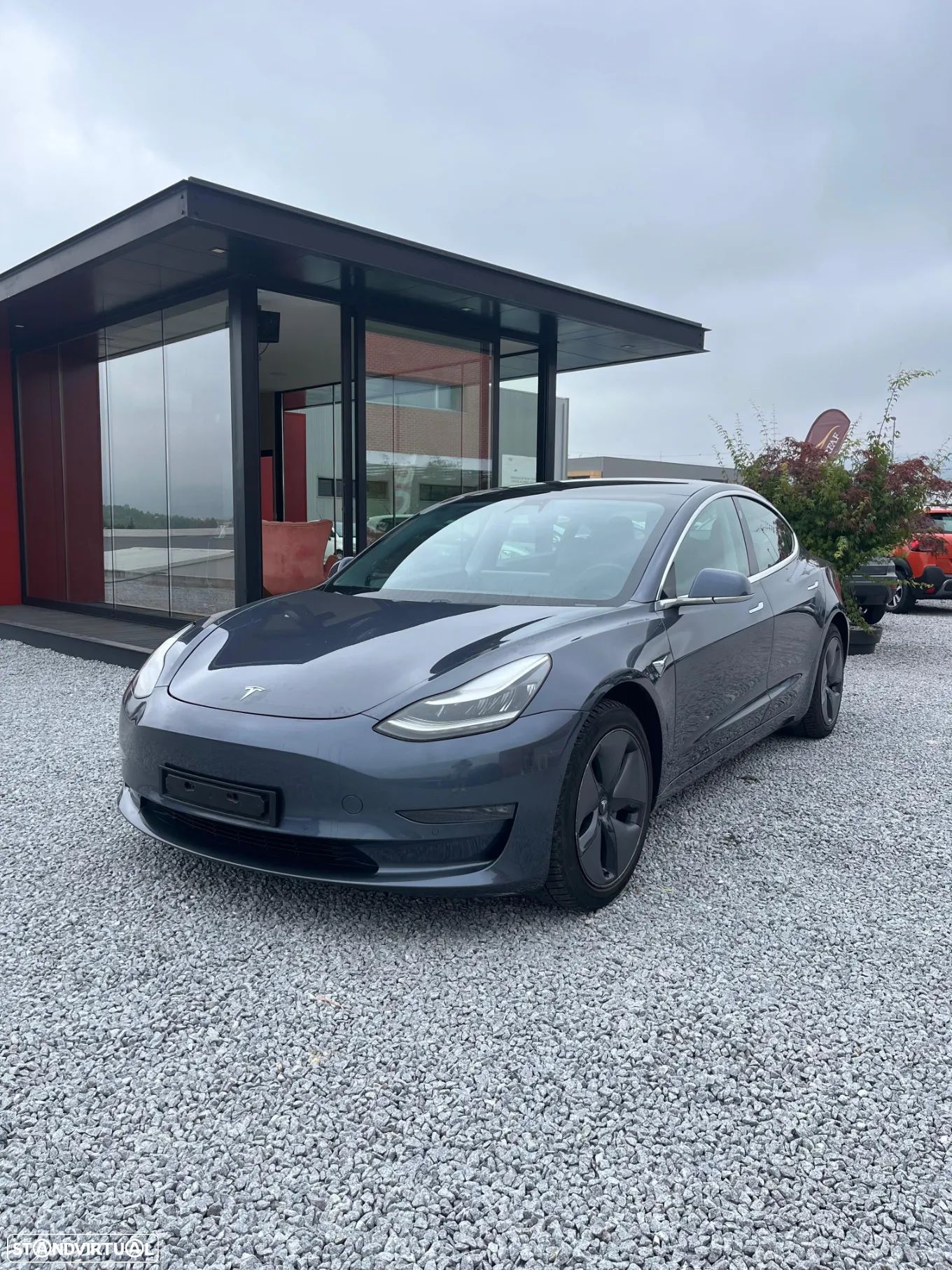 Tesla Model 3 Long-Range Dual Motor AWD - 1